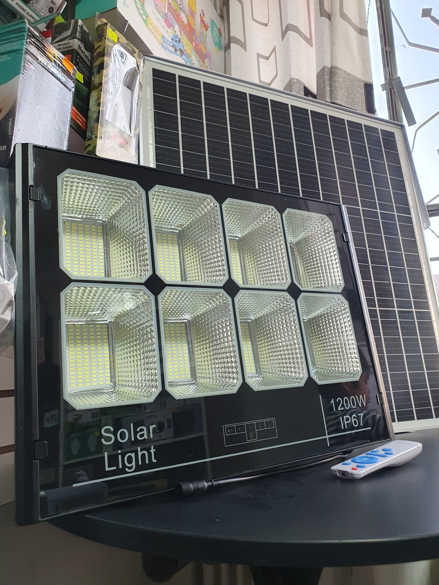 🚀 REFLECTOR SOLAR 1200W – ILUMINACIÓN POTENTE Y ECOLÓGICA ✨
