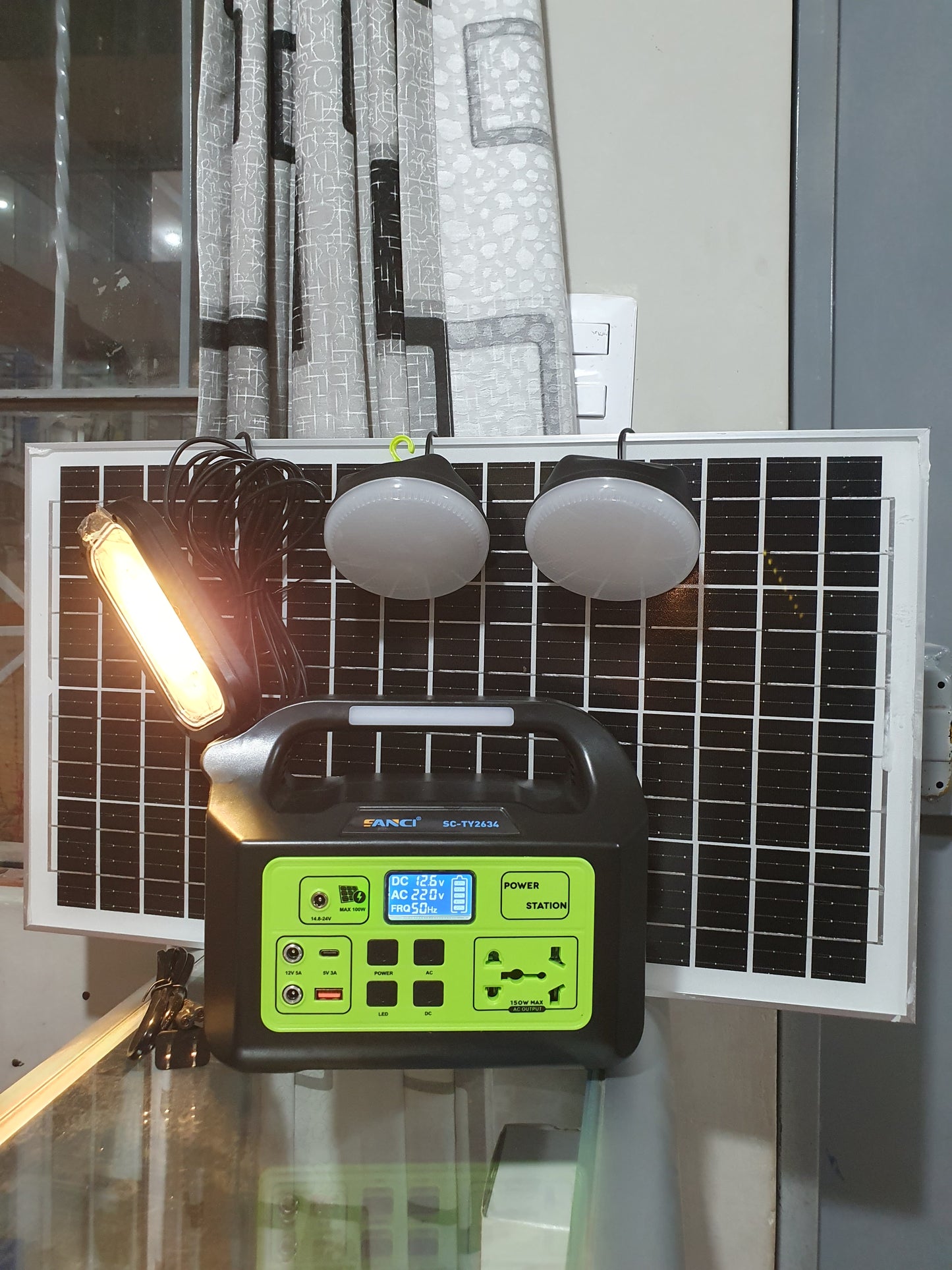 Estación de Energía Portátil 150W Solar + Eléctrica con Inversor 220V y Panel Solar 40W