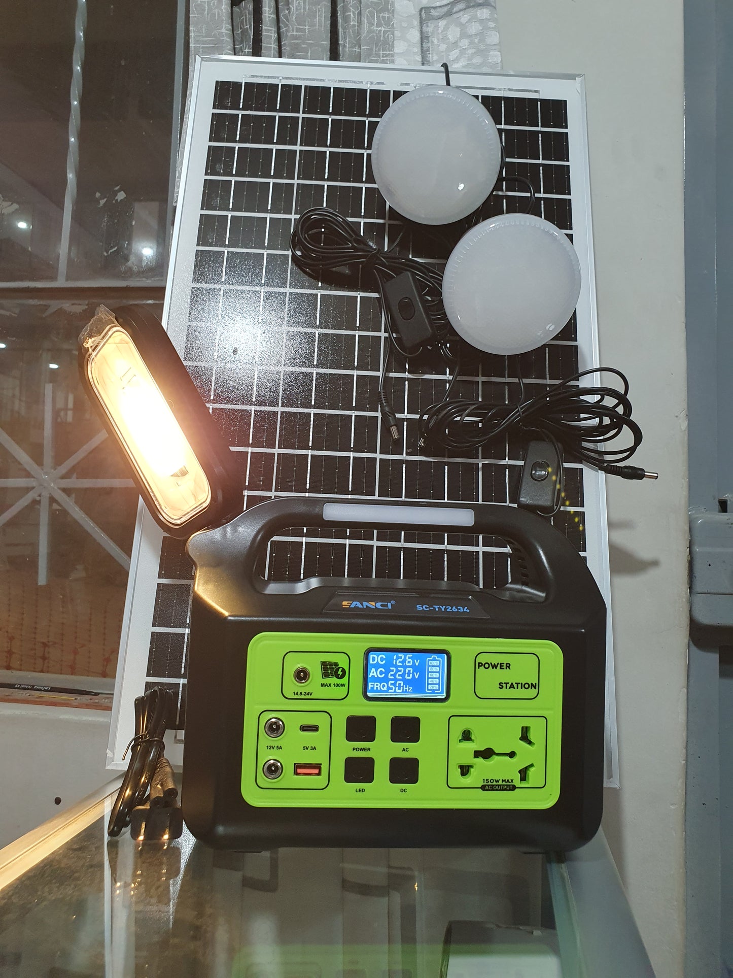 Estación de Energía Portátil 150W Solar + Eléctrica con Inversor 220V y Panel Solar 40W